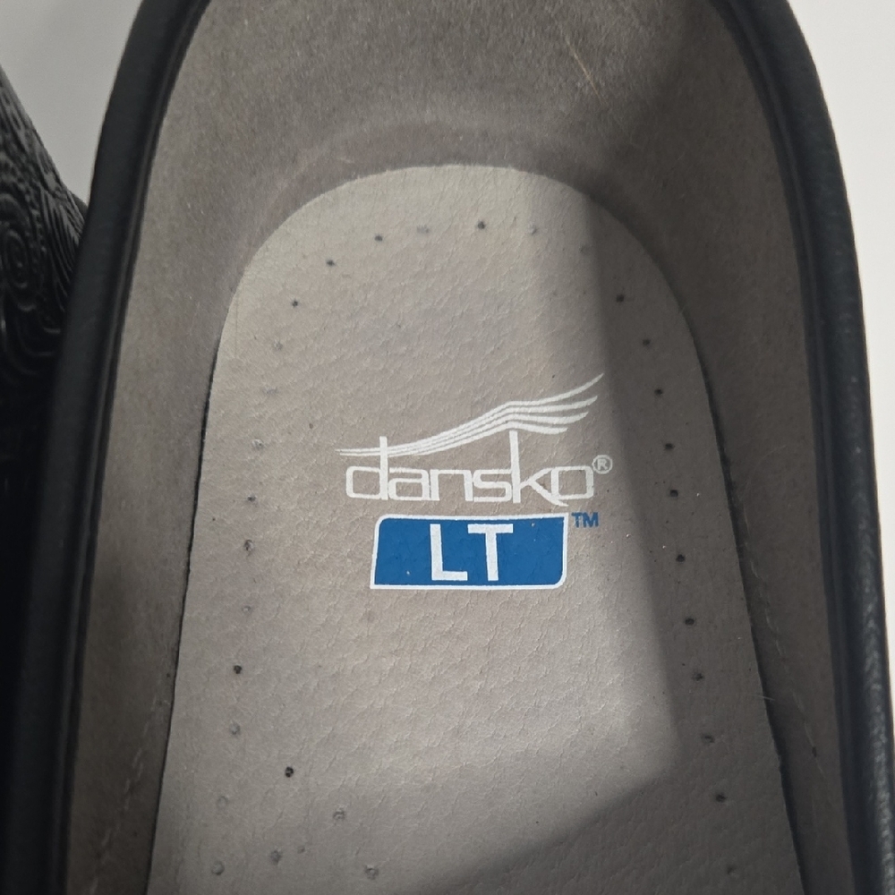 Dansko Lightweight 41/Size 11 Professional Black Tooled  Women's LT Clogs - Picture 5 of 13